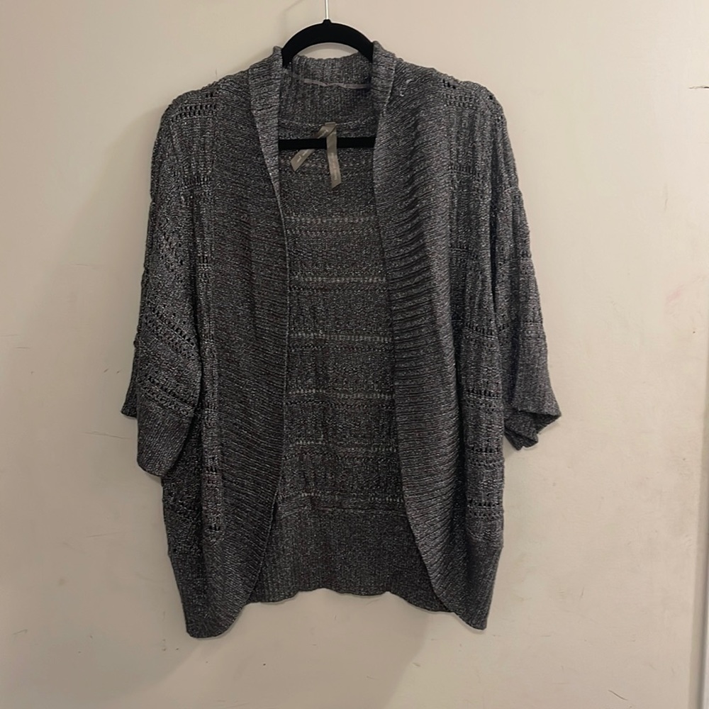 Silver knitted short sleeve cardigan Size 5X